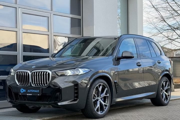 BMW X5 40i